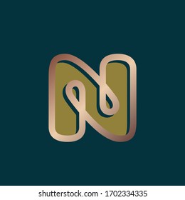 Logo de la letra N.Icono tipográfico aislado en fondo verde oscuro.Signo de letras geométricas.Alfabeto metálico de línea dorada inicial.Moderno,corporativo,tecnológico,estilo web.Forma de carácter para la marca de la empresa.