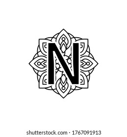 Buchstabe N Mandala, Vektordesign-Vorlagengrafik