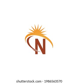 Buchstabe N mit Logo-Design für Sonnenstrahlen, Vektorgrafik