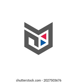 Logo für abstrakte Dreiecke mit Buchstaben nm,