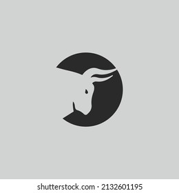 Letter O Creative Head Buffalo Bull Elegant Logo Symbol Design Illustration Vector for Company