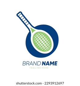 Letra O Logotipo inicial de raqueta de tenis Diseño Icono de vectores Ilustración Gráfico Ilustración