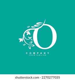 letter O logo design with flowers, leaves and white feathers with a beautiful and elegant style. monogram O. typography O. initial O logo. suitable for beauty, business, spa, salon, wedding, boutique