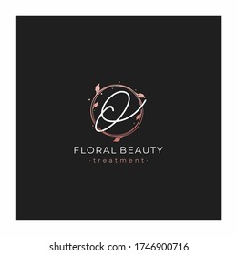 Letter O Premium Vector of Round Floral Frame Element