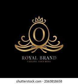 diseño del logotipo del vector de la cresta real de la letra O para la marca vintage y el cuidado de la belleza inicial