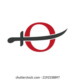 Letter O Swords Logo Vektorvorlage. Swords-Symbol für Schutz und Datenschutz-Symbol