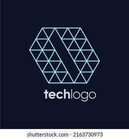 Logotipo tecnológico del polígono de la letra O triangular