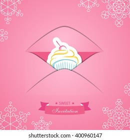 Letter pink with paper cupcake