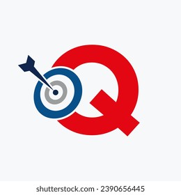 Logotipo de objetivo de flecha Q de letra Combinar con símbolo de destino Bow