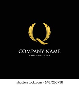 The letter Q and bird logo design vector template