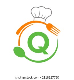 Logo De Letra Q Con Sombrero De Chef, Cuchara Y Logo De La Horquilla Para Restaurante. Logotipo De Restaurante En Letra Q Spoon Y Concepto De Horquilla