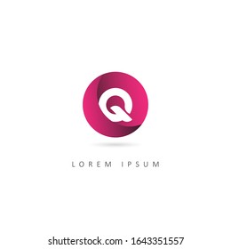 Letter Q Logo with Circle Element. Design Vector Circle Logo Template