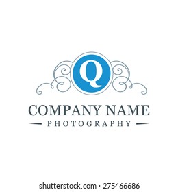 Letter q logo , creative Blue symbol floral emblem , Elegant calligraphic ornament line art monogram logo design for photographer , Fashion & wedding photography logo design . vector illustration