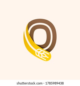 Letter Q logo with negative space wheat. Perfect vector font for bakery identity, badges or emblems for natural fresh products, etc.
