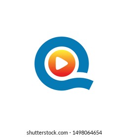 letter q logo with play button icon