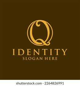 Letter q monogram elegant luxury creative logo