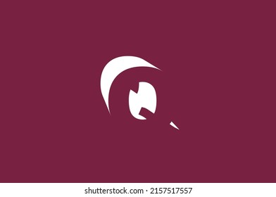 Letter Q negative space abstract logo design