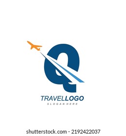 letter Q with plane logo vector template. logo for travel label, tourism, journey posters, airways identity, and tech transportation