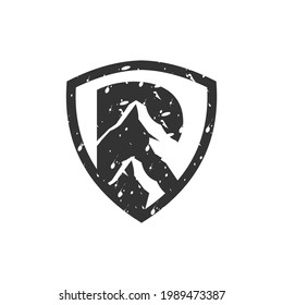 Diseño de logotipo de montaña de Escudo R Carta