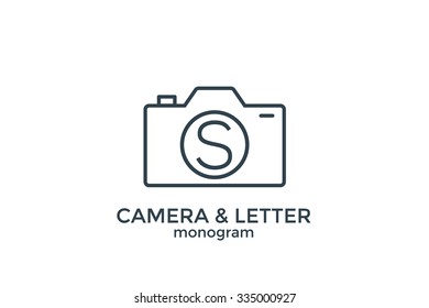 Letter S and camera monogram logo.