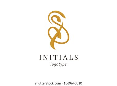 Letter S vector logo. Vintage Insignia and Logotype. Business sign, identity, label, badge initials. Monogram design elements, graceful template. Calligraphic elegant logo design. 
