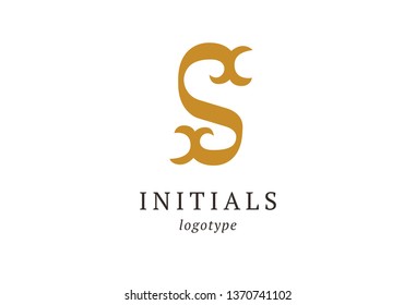 Letter S vector logo. Vintage Insignia and Logotype. Business sign, identity, label, badge initials. Monogram design elements, graceful template. Calligraphic elegant logo design. 