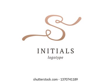 Letter S vector logo. Vintage Insignia and Logotype. Business sign, identity, label, badge initials. Monogram design elements, graceful template. Calligraphic elegant logo design. 