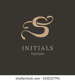 Letter S vector logo. Vintage Insignia and Logotype. Business sign, identity, label, badge initials. Monogram design elements, graceful template. Calligraphic elegant logo design.