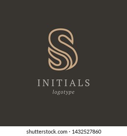 Letter S vector logo. Vintage Insignia and Logotype. Business sign, identity, label, badge initials. Monogram design elements, graceful template. Calligraphic elegant logo design.