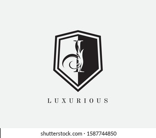 I Letter Shield Letter Logo Icon. Simple I Guard Logo design perfect for fashion, Jewelry, Beauty Salon, Cosmetics, Spa, Hotel and Restaurant Logo. 