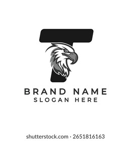 Letra T Logo Concept com face Eagle. Ícone de Falcão do Alfabeto T