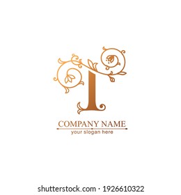 Plantilla de logotipo de la letra T. Monnograma, delicado diseño floral. Logo personal. Diseño de vectores.