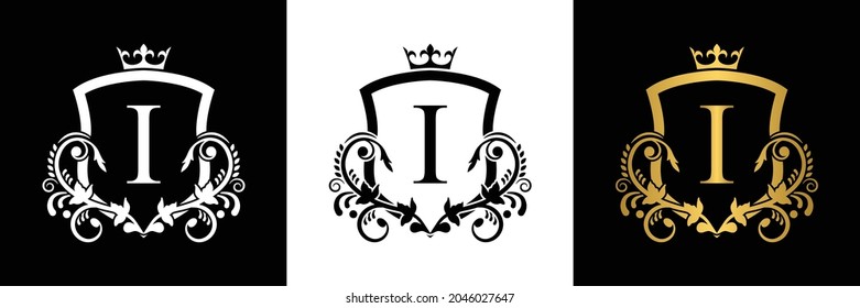 Carta I carta de la carta con el logotipo de la plantilla con corona. alfabeto. Hermosa carta de iniciales reales.
