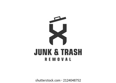 Carta X para el diseño del logotipo de eliminación de basura, servicio de eliminación de residuos respetuoso con el medio ambiente, diseño minimalista sencillo.