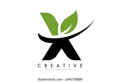 Letra X con diseño de logotipo de hoja y Swoosh creativo. Ilustración vectorial de letra eco.