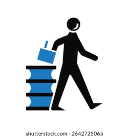 Bibliotecário caminhando segurando pilha de livros