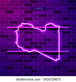 Mapa libio con la señal de la lámpara de neón encendida. Ilustración vectorial realista. Placa de nombre de país. Muro de ladrillo morado, resplandor violeta, portaobjetos metálicos.