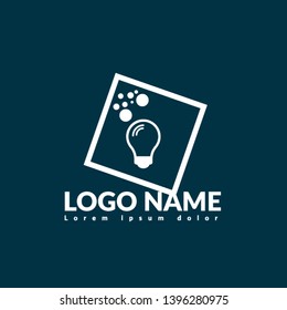 Light bulb Minimal icon. Light bulb logo design. UX or creative logo