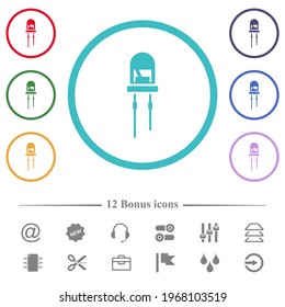 Iconos de color plano de diodo emisor de luz en contornos de forma circular. 12 íconos adicionales incluidos.