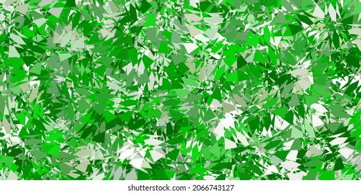 Verde claro, fondo vectorial amarillo con triángulos. Ilustración abstracta inteligente con formas triangulares de estilo moderno. Plantilla para comerciales.