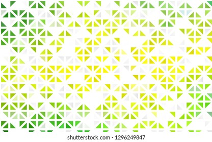Light Green, Yellow vector seamless texture in triangular style. Abstract gradient illustration with triangles. Pattern for design of fabric, wallpapers.