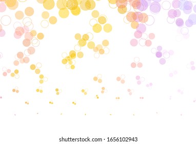 Fondo vectorial amarillo rosa claro con burbujas. Ilustración abstracta brillante con gotas borrosas de lluvia. Diseño para su anuncio comercial.