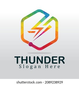 Lightning bolt logo concept. lightning thunderbolt electricity logo design template.