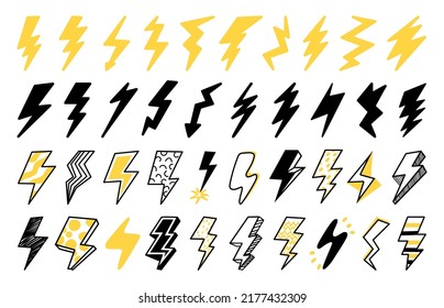 Icono de relámpago. Ataque relámpago, logotipo de energía eléctrica y electricidad, perno de la naturaleza de forma amarilla. Símbolo de clipart aislado vectorial de la luz de trueno. Ilustración de la electricidad de un ataque de truenos