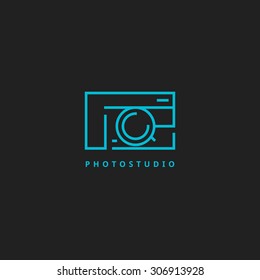 Line art vector illustration of retro camera. Photo studio logotype.