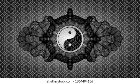 Lineare Dekoration Yin Yang Symbol in schwarz abstrakte realistische Abzeichen. Muster, würdevoller Hintergrund. Intensive Illustration. 