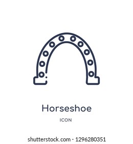 Linear horseshoe icon from Desert outline collection. Thin line horseshoe icon vector isolated on white background. horseshoe trendy illustration