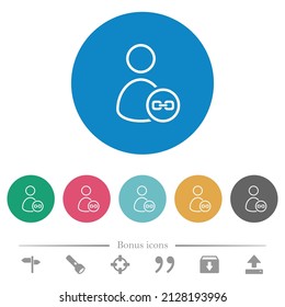 Vincular los iconos blancos planos del esquema del usuario en fondos de color redondo. 6 iconos de bonificación incluidos.