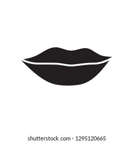lip icon in trendy flat style 