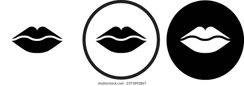 contorno negro del icono de labios para el diseño del sitio web 
y aplicaciones móviles en modo oscuro 
Ilustración vectorial en fondo blanco